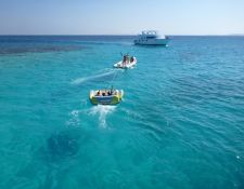 Vergnügen im und auf dem Wasser